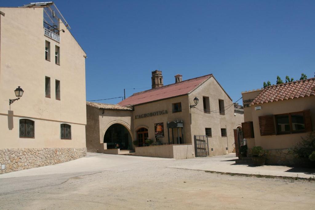 Hostal Elvira Gratallops Εξωτερικό φωτογραφία